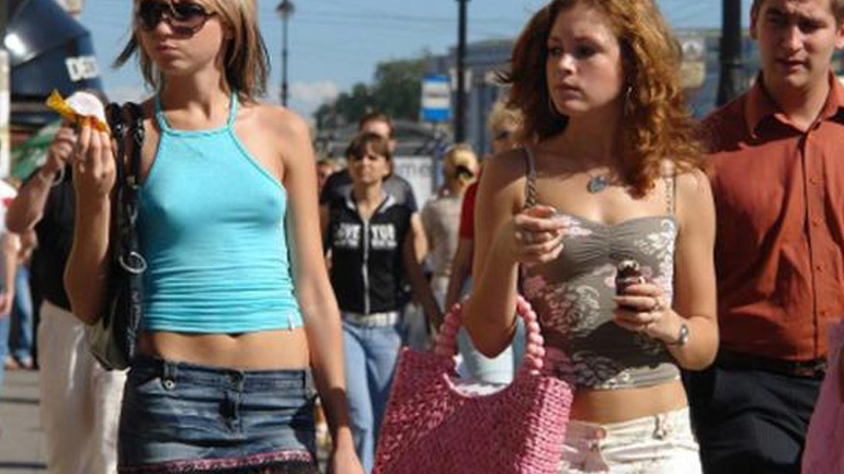 Επιδημία «διώχνει» τους Ρώσους τουρίστες από τα παράλια της Τουρκίας