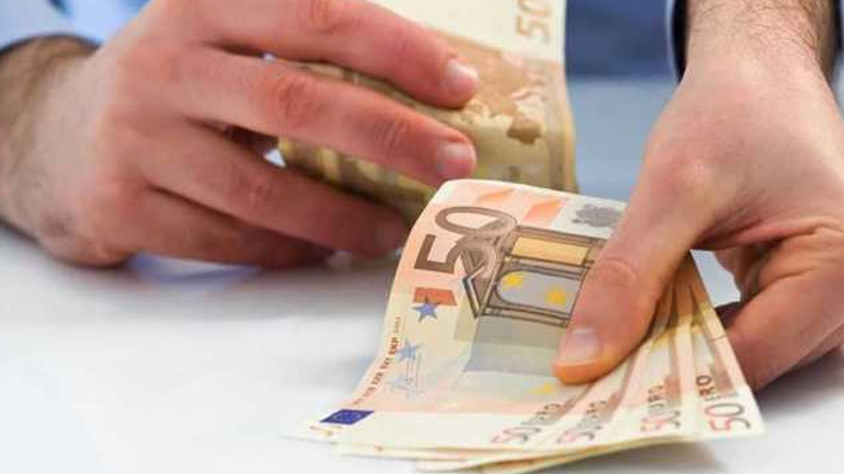 Κίνδυνος απώλειας των 100 δόσεων για χιλιάδες φορολογουμένους