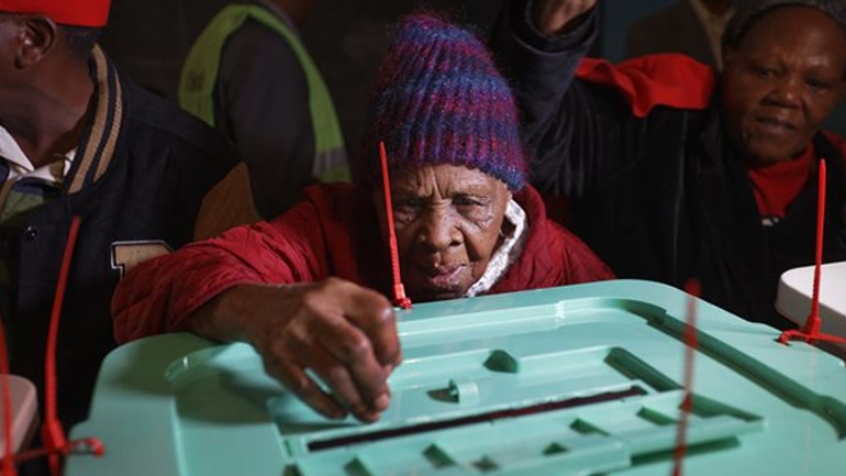 Κένυα: Τα αποτελέσματα των προεδρικών εκλογών δεν θα ανακοινωθούν πριν από αύριο το μεσημέρι