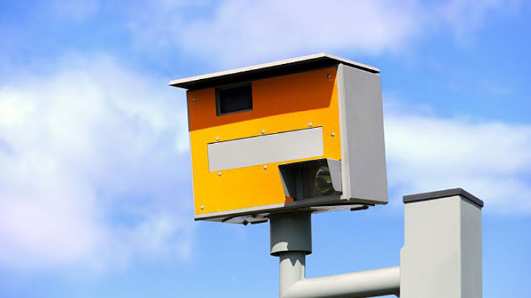 Η Κίνα αναπτύσσει κάμερα που αναγνωρίζει τα αυτοκίνητα από τις γρατζουνιές