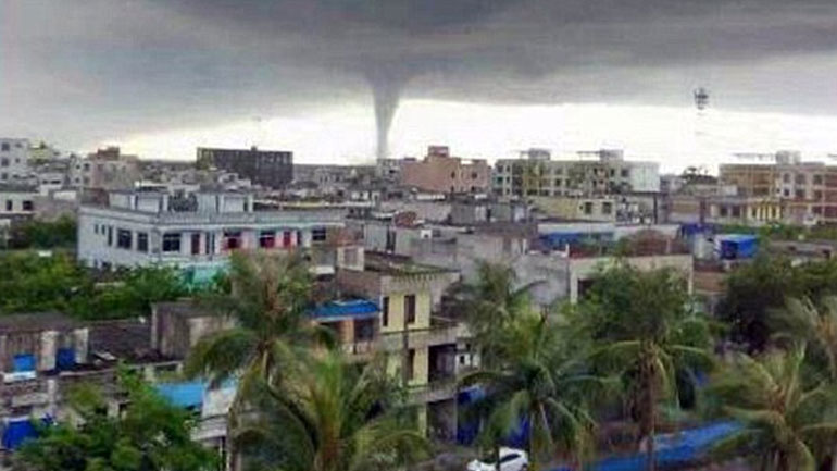 Πέντε νεκροί από ανεμοστρόβιλο στη βόρεια Κίνα