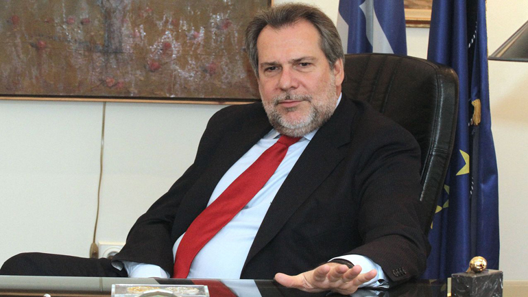 Παραίτηση Παπουτσή από την Παγκόσμια Τράπεζα ζητά η κυβέρνηση