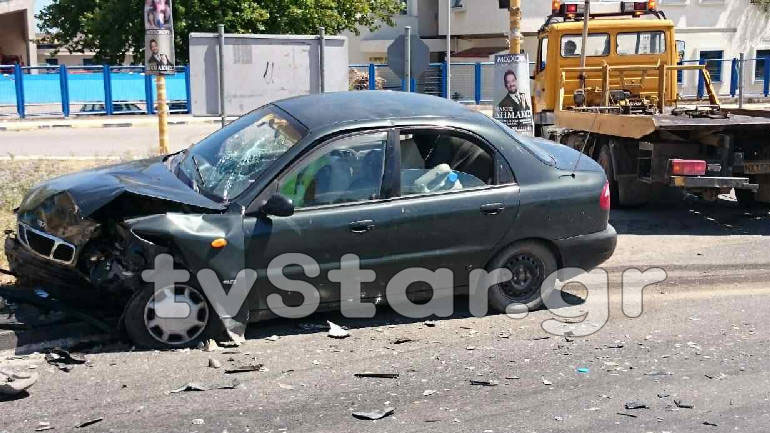 Καραμπόλα στην είσοδο της Λαμίας – Πέντε άτομα στο νοσοκομείο