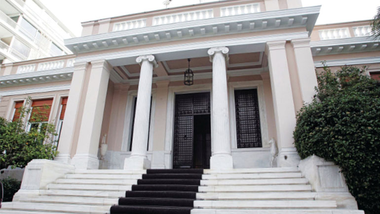 Μέγαρο Μαξίμου: H Ν.Δ. να δείξει τη σοβαρότητα που απαιτούν οι στιγμές