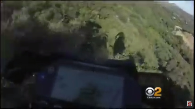 Σοκαριστικό βίντεο με μοτοσυκλέτα να πέφτει στο γκρεμό!