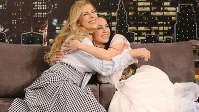 Ζώζα Μεταξά: «Η Κόνυ δεν με ρώτησε για ν’ αλλάξει το επώνυμο της»