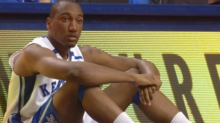 Ενίσχυση με Χάρις για τον Κολοσσό