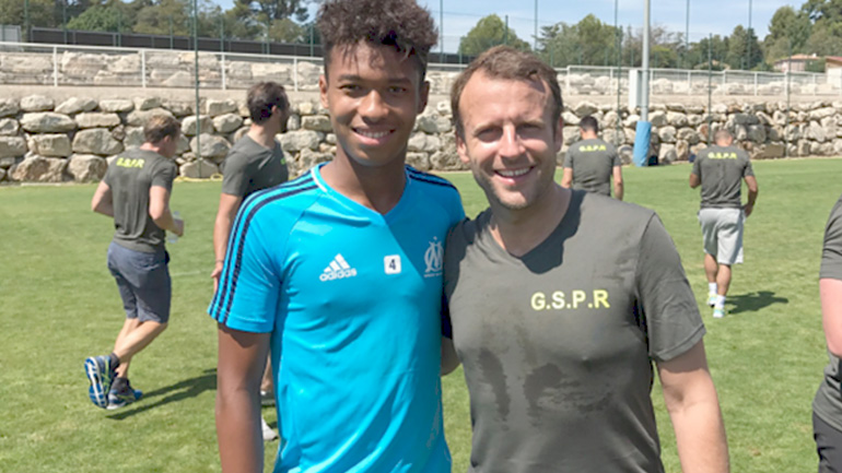 Ο Μακρόν προπονήθηκε με την Μαρσέιγ