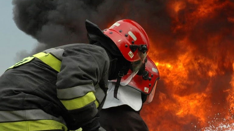 Πυρκαγιά στo Kοντοδεσπότι Eυβοίας