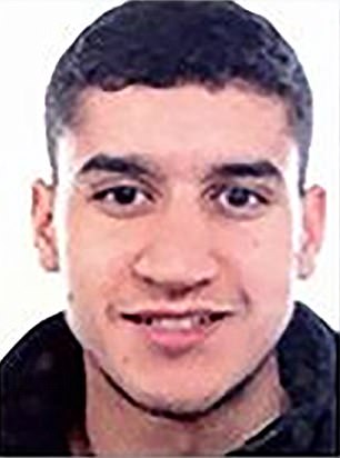 Ο Younes Abouyaaqoub, 22 ετών, καταζητείται από την αστυνομία ως ο οδηγός του βαν