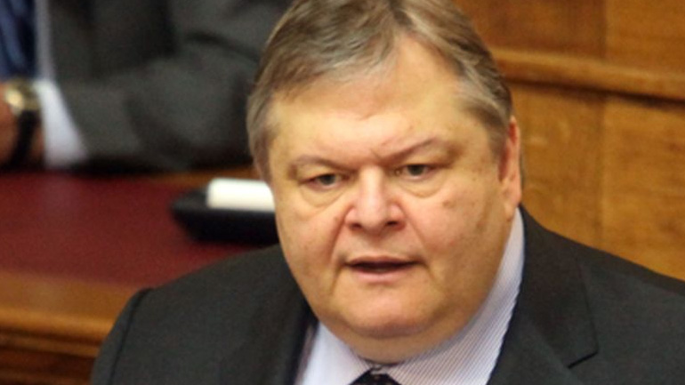 «Πόσο απέχει η Εσθονία;» διερωτάται σε ανάρτησή του στο Facebook ο Βενιζέλος