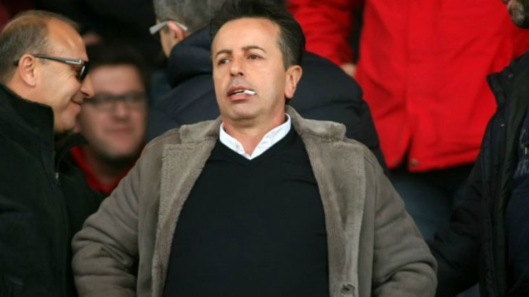 Έδεσαν και λήστεψαν τον πρώην ιδιοκτήτη της ΑΕΛ, Βαγγέλη Πλεξίδα