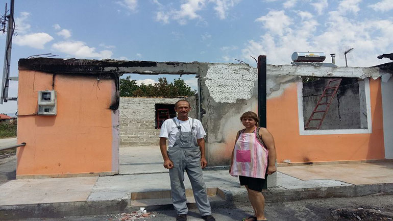 Έκκληση για βοήθεια σε οικογένεια της Λάρισας που είδε την περιουσία της να γίνεται στάχτη