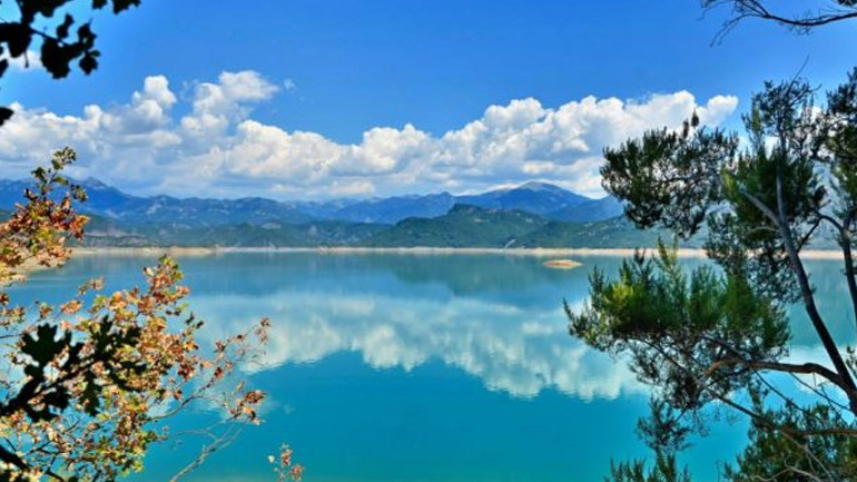 Σε δημόσια διαβούλευση η αξιοποίηση της Λίμνης Κρεμαστών