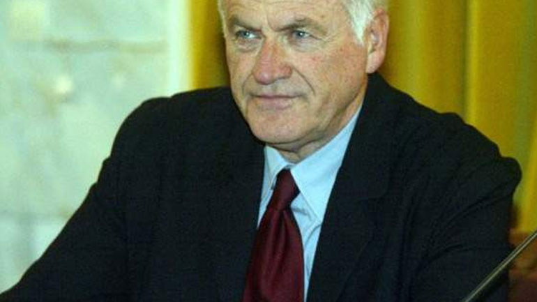 Νεκρός σε τροχαίο ο γιατρός που έκανε την πρώτη μεταμόσχευση καρδιάς στο ΕΣΥ