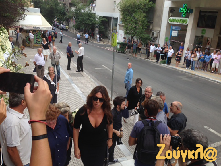 Η ηθοποιός Βάνα Μπάρμπα