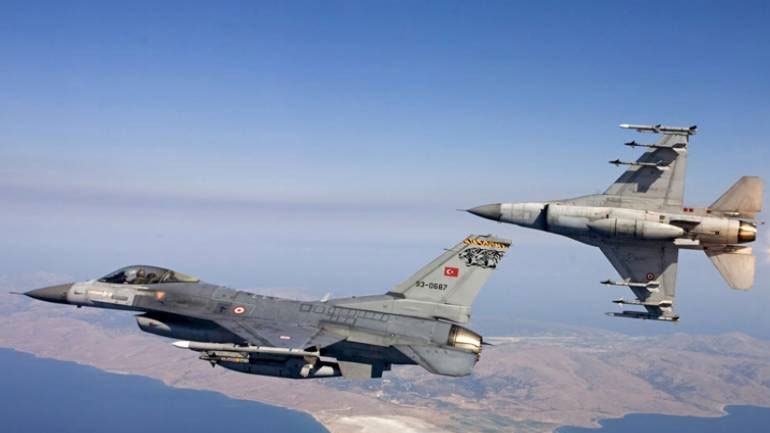 Δύο τουρκικά  F-16 πέταξαν πάνω από τους Φούρνους και το Αγαθονήσι