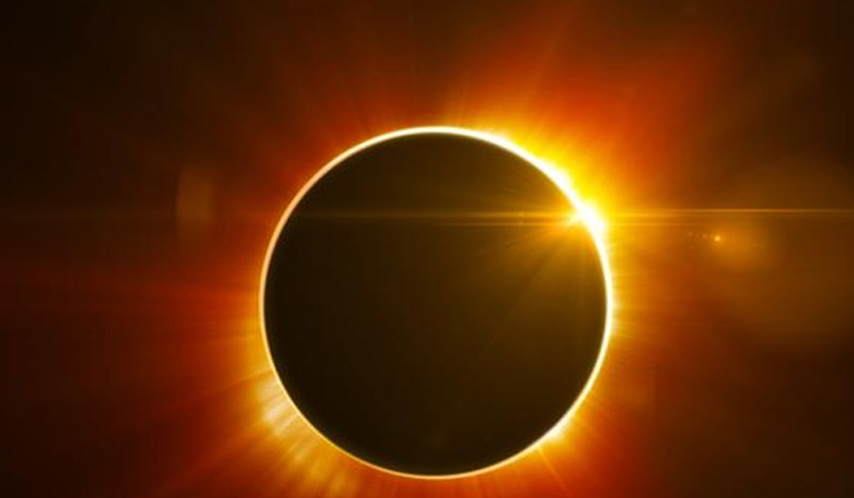 Ράπερ στις ΗΠΑ κοίταξε την έκλειψη ηλίου με γυμνά μάτια και ακυρώνει τις συναυλίες του