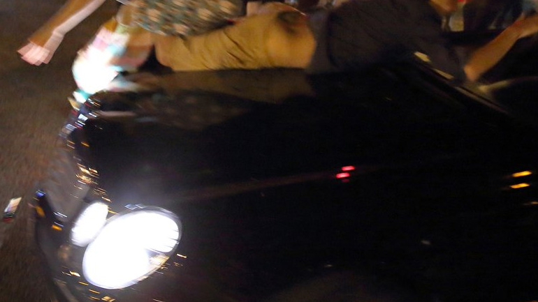 Όχημα παρέσυρε διαδηλωτές στο Σεντ Λούις