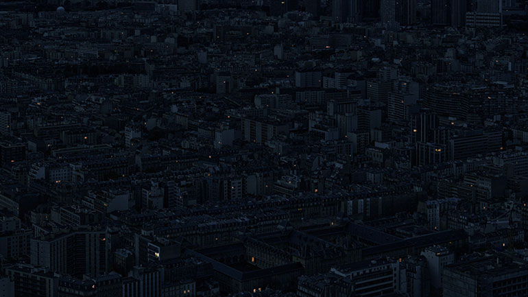 Η νέα δουλειά «Alone Together» του Αριστοτέλη Ρουφάνη αποτυπώνει τη μοναξιά στις Μεγαλούπολεις του κόσμου