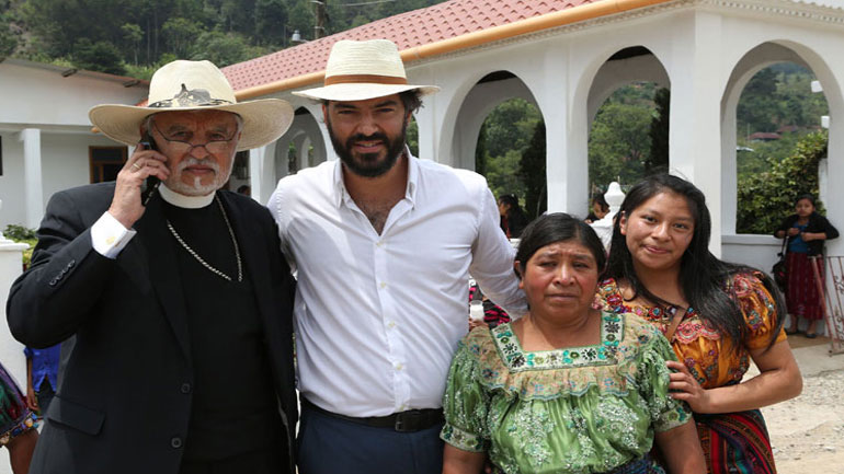 Η Ορθοδοξία στη Γουατεμάλα μέσα από τα μάτια ομογενών – Συγκινητικές στιγμές στα εγκαίνια ναού