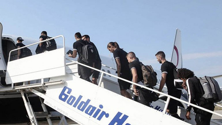 Με αστυνομική προστασία φυγαδεύτηκε ο ΠΑΟΚ από το αεροδρόμιο