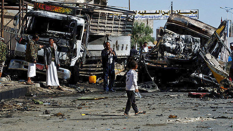 Υεμένη: Τουλάχιστον εννέα νεκροί από αεροπορική επιδομή στη Σαναά