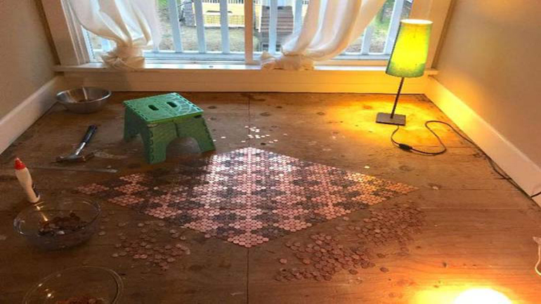 Πάτωμα από… κέρματα