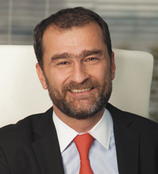 Ο Ηλίας Τσακίρης