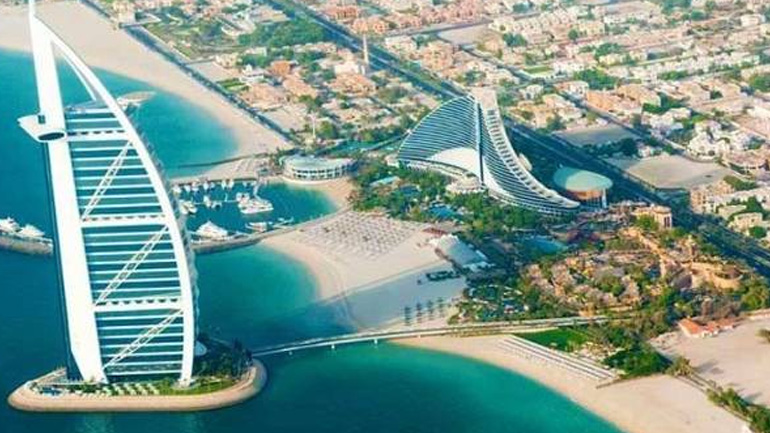 Στο Ντουμπάι φέρεται να έχει καταφύγει η πρώην πρωθυπουργός της Ταϊλάνδης