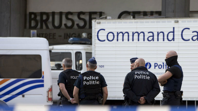 «Τρομοκρατική» επίθεση στις Βρυξέλλες: ο δράστης «είναι νεκρός»