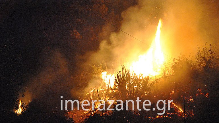 Ολονύχτια μάχη με τις φλόγες στη Ζάκυνθο
