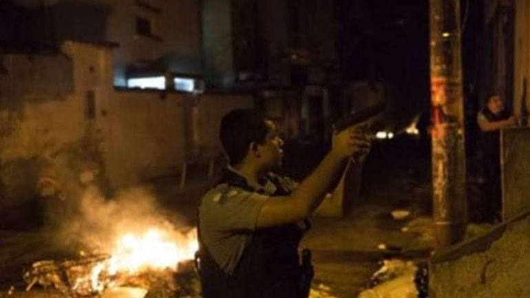 Τους 100 έφθασαν οι αστυνομικοί που έχουν δολοφονηθεί φέτος στο Ρίο ντε Τζανέιρο