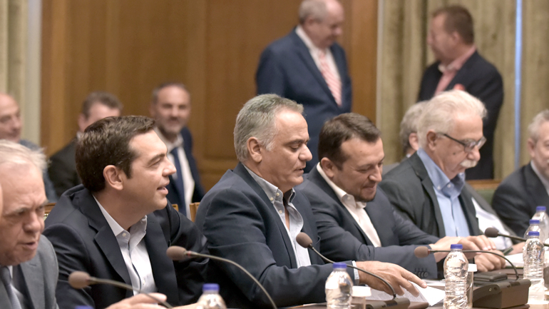 Παραμένουν οι πανελλήνιες – Προστίθεται ο βαθμός Παραμένουν οι πανελλήνιες – Προστίθεται ο βαθμός