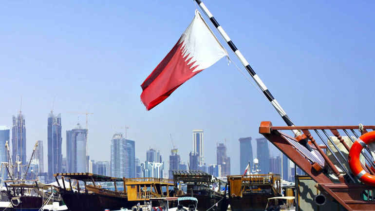 Fitch: Υποβάθμισε σε ΑΑ- το Κατάρ
