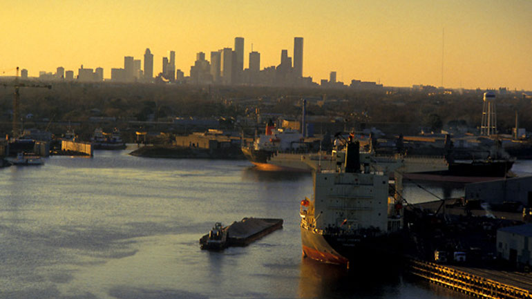 ΗΠΑ: Παραμένει κλειστό το λιμάνι του Χιούστον