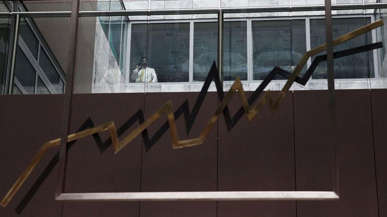 FAZ: «Οι Έλληνες προτιμούν να δανείζουν σε επιχειρήσεις παρά στο κράτος»