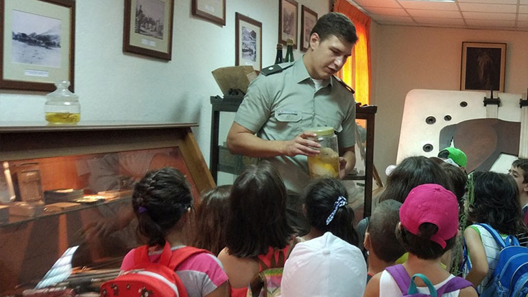 Επισκέψεις μαθητών στο Μουσείο Κτηνιατρικής Υπηρεσίας Στρατού