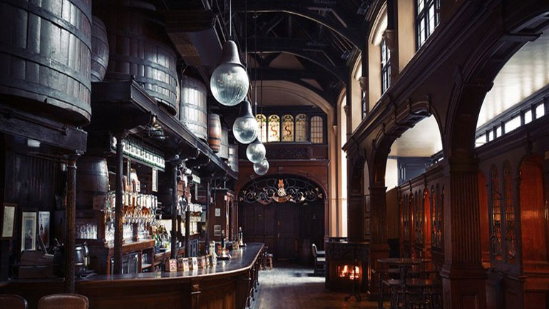 «Μεγάλες» pubs του Λονδίνου που αξίζει να επισκεφτείτε!