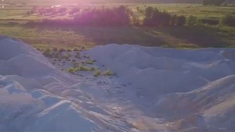 Το εγκαταλελειμμένο λατομείο των Τρικάλων από ψηλά