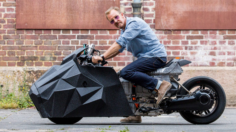 Custom και ηλεκτρικό ..scooter