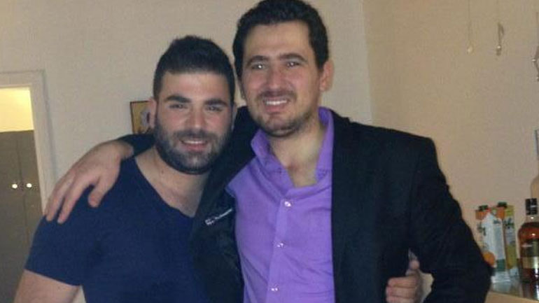 Με τον αδικοχαμένο τραγουδιστή Παντελή Παντελίδη, με τον οποίο είχαν γίνει φίλοι