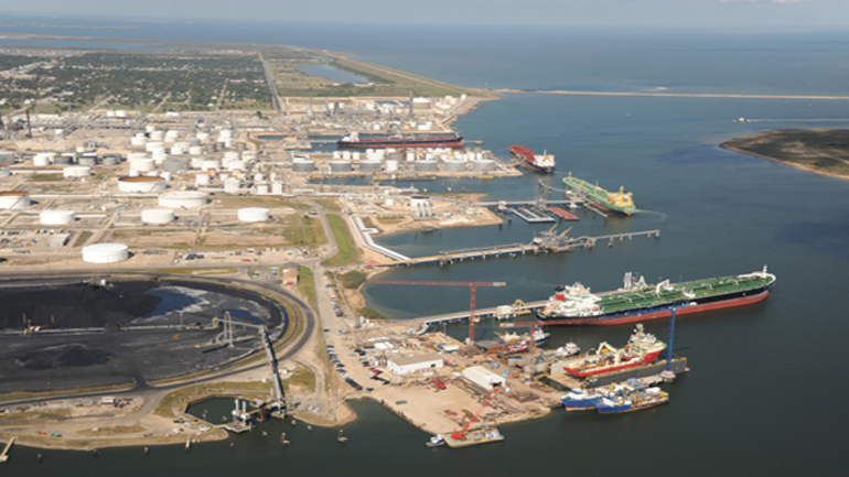 Επαναλειτουργούν τα λιμάνια του Τέξας