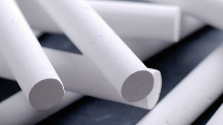 Οι εναλλακτικές χρήσεις της κιμωλίας στο σπίτι μας