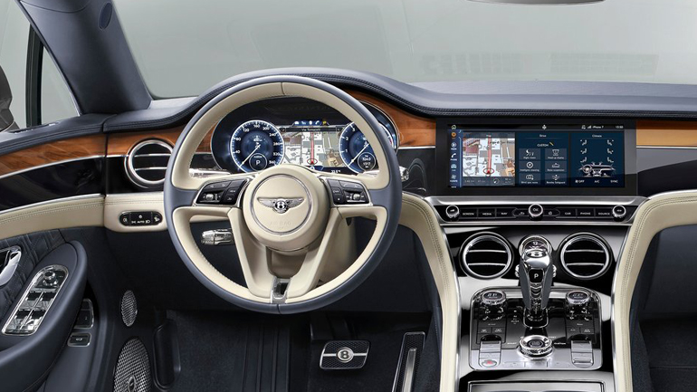 To πολυτελές εσωτερικό της Bentley Continental GT