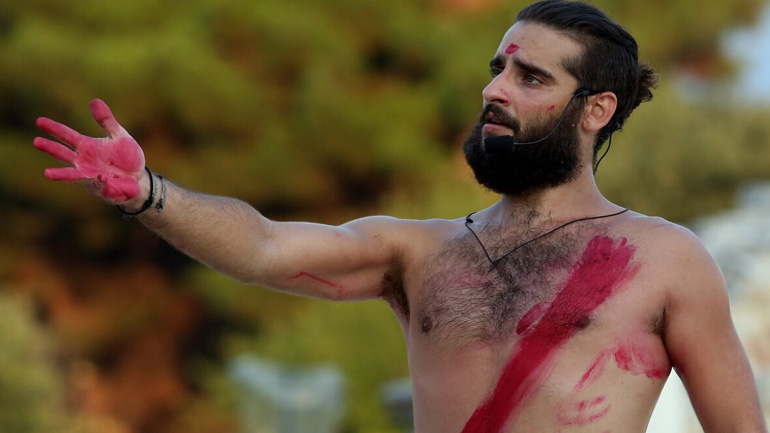 Ο «Ίων» στο Εργοστάσιο Τεχνών Σαντορίνης