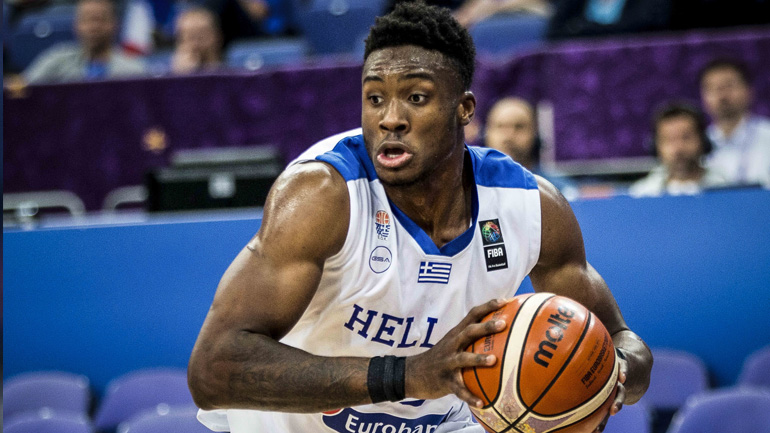 «Δεν θέλω να μιλάω για εξωγηπεδικούς παράγοντες»