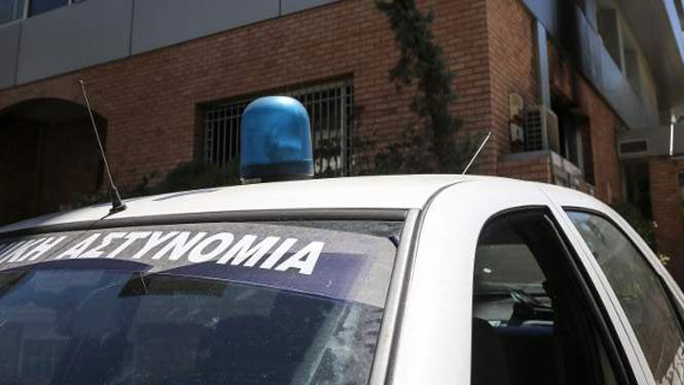 Οινόφυτα: Χειροπέδες στους Πακιστανούς που σκότωσαν ομοεθνή τους για ένα κινητό