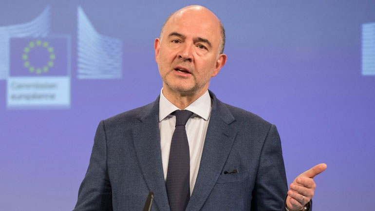 Μοσκοβισί: «Σκάνδαλο η λήψη αποφάσεων για το ελληνικό πρόγραμμα»