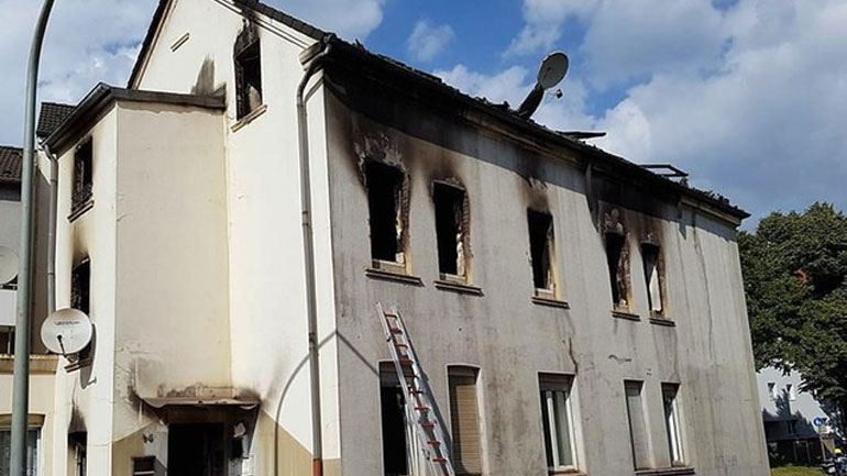 Γερμανία: Τουλάχιστον δύο νεκροί έπειτα από πυρκαγιά σε σπίτι που διέμεναν μετανάστες